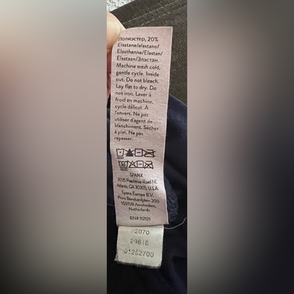 SPANX Velvet Leggings Classic Navy SIZE LARGE EUC - Picture 12 of 13